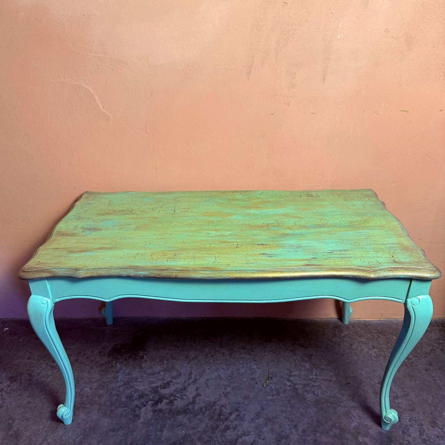 Green & Gold table